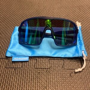 Knockaround Campeones in Navy/Mint